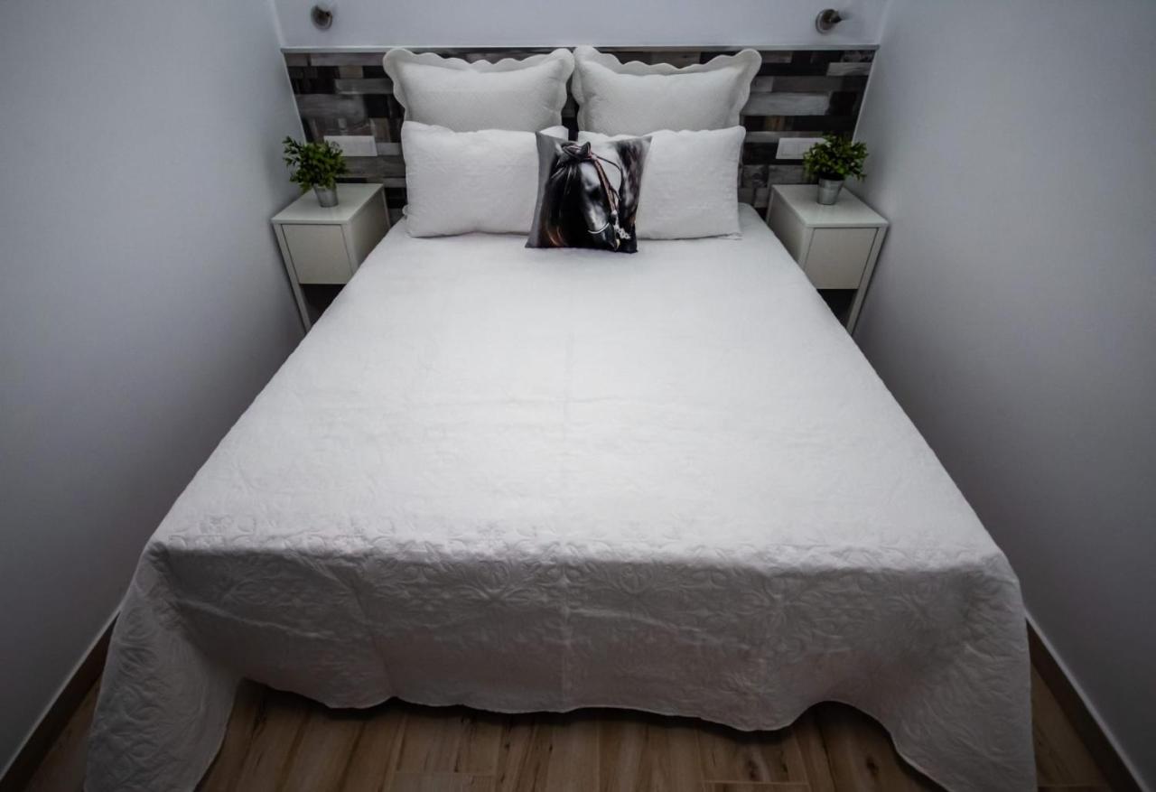 Los Elefantes Apartment San Bartolomé Ngoại thất bức ảnh